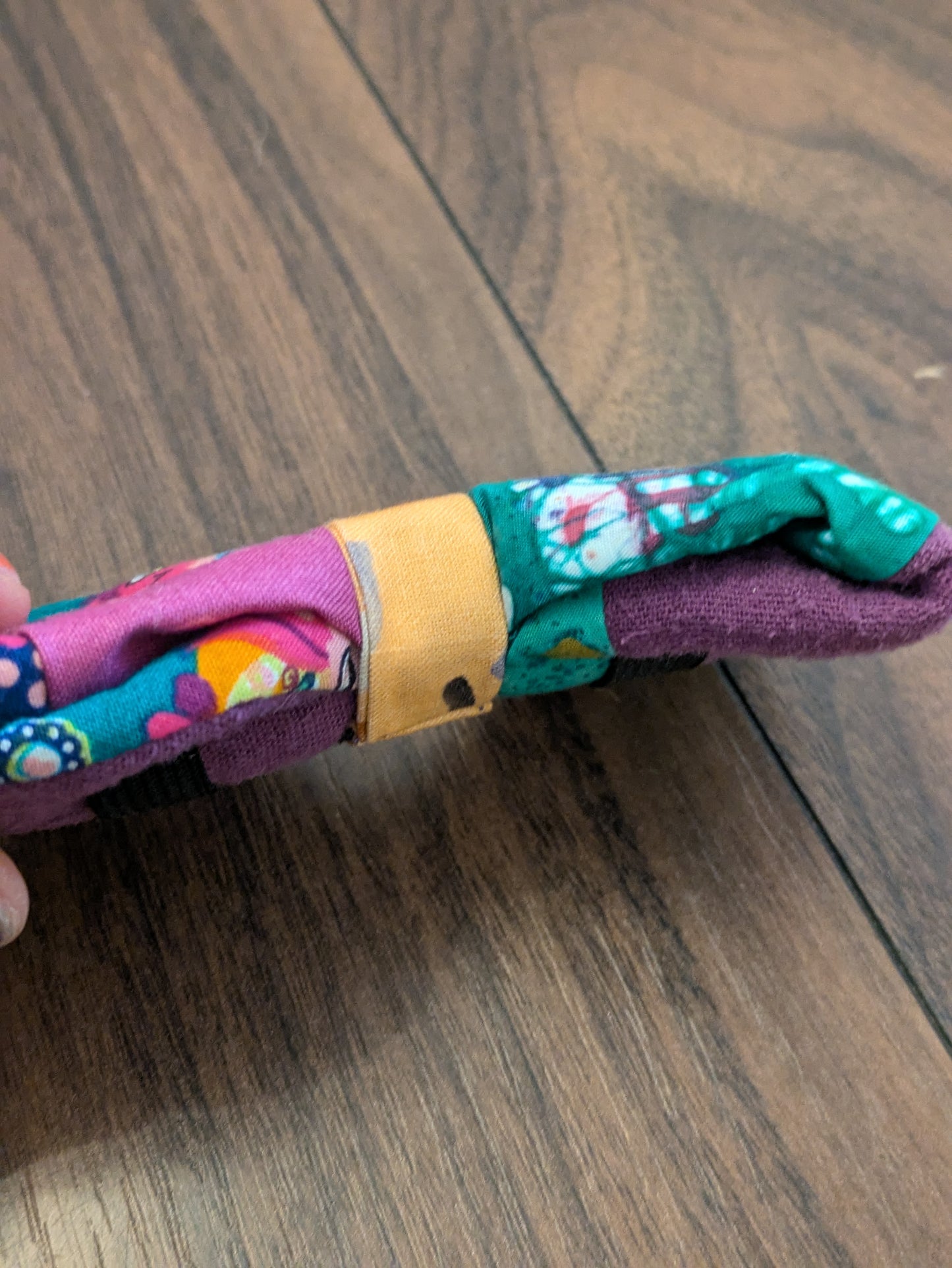 Funky dog bow tie - M