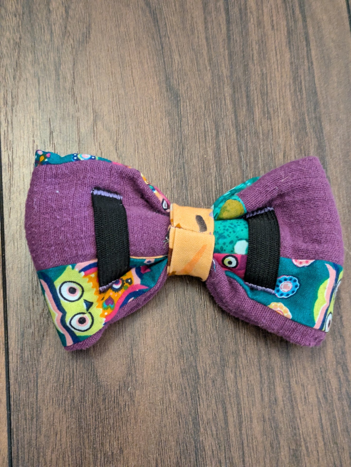 Funky dog bow tie - M