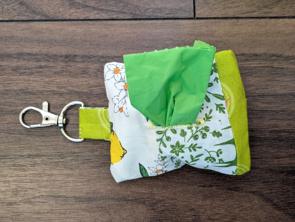 Spring greens poo bag holder - Fetch & Fettle