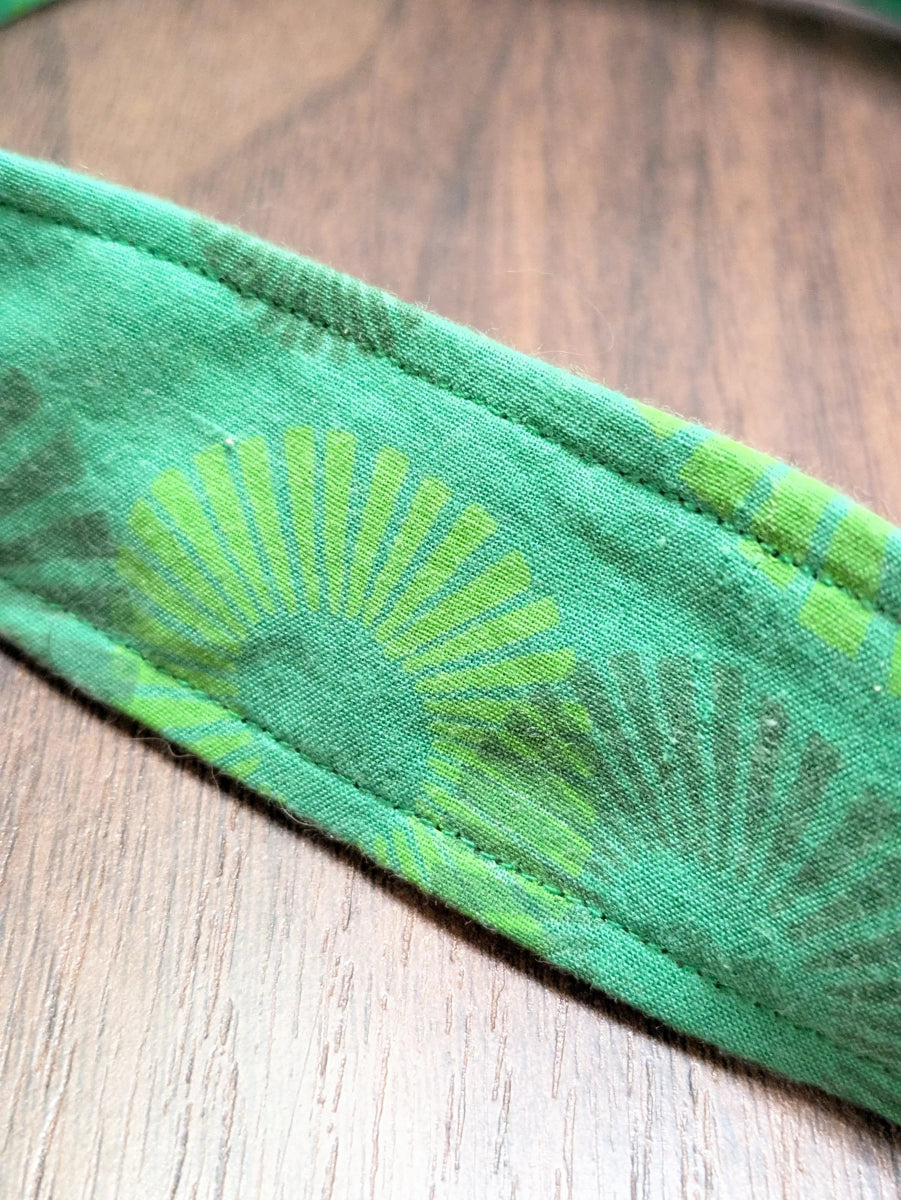 Green handmade dog collar (large) - Fetch & Fettle