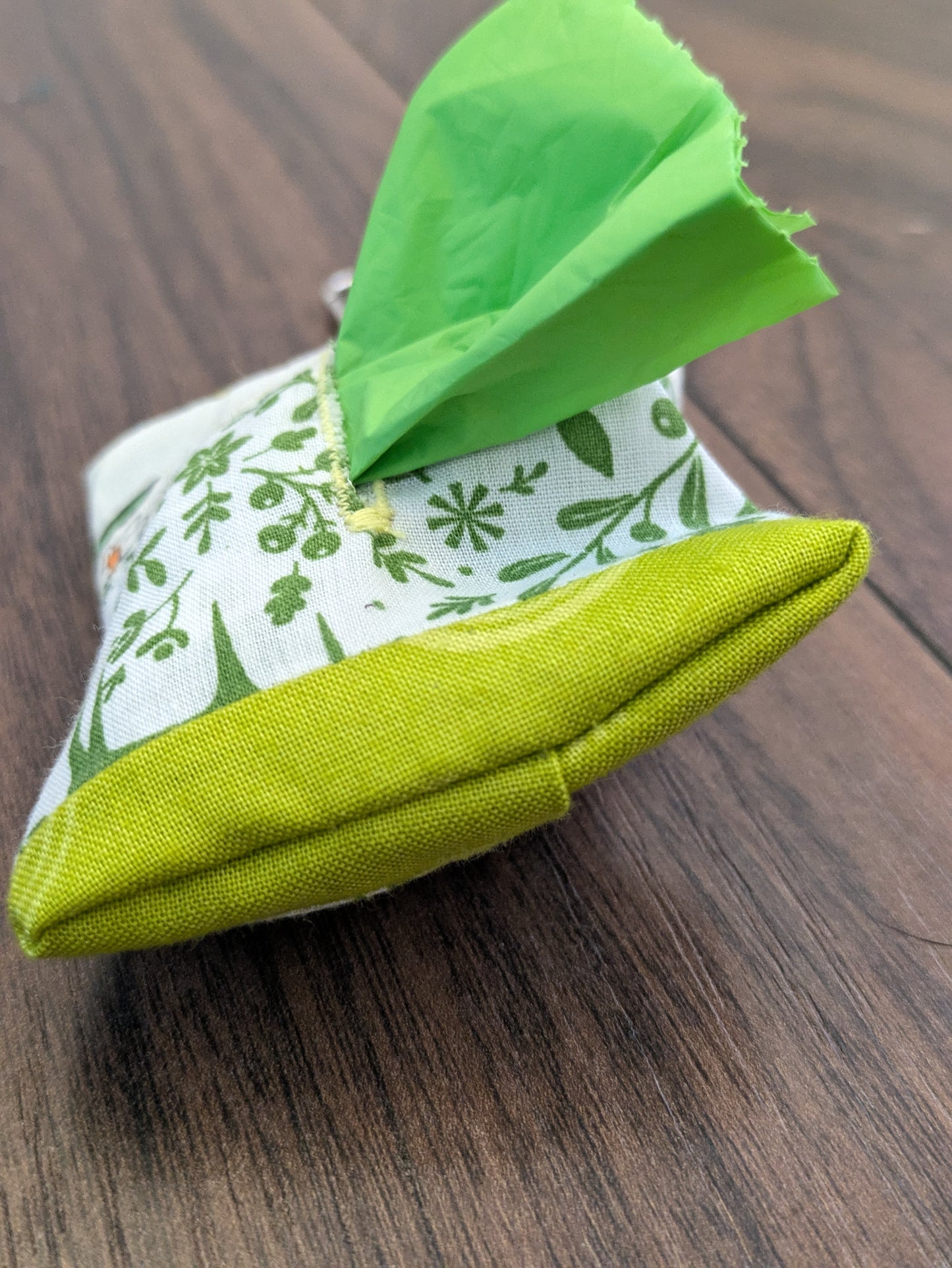 Spring greens poo bag holder