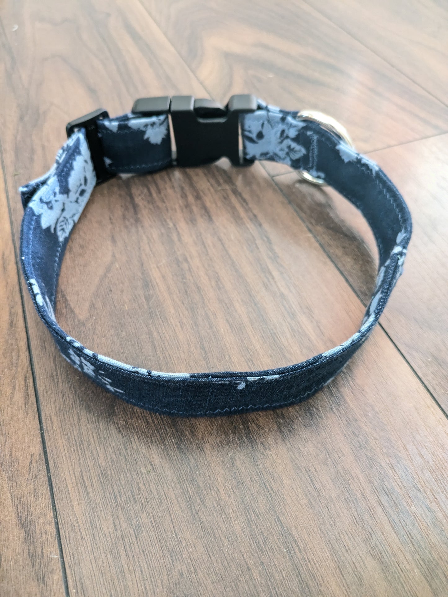 Rose denim - upcycled dog collar (large)
