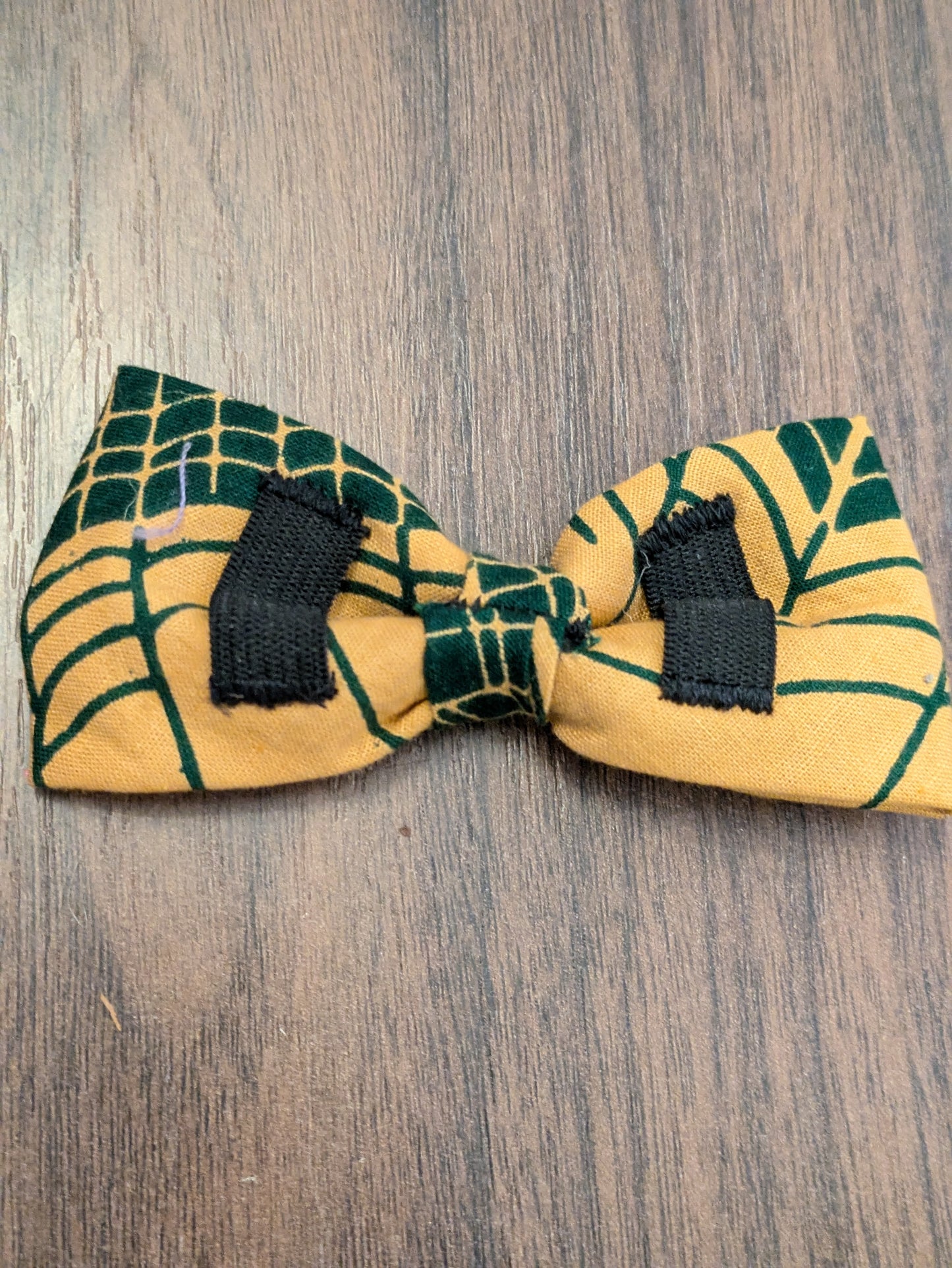 Spiderweb dog bow tie - XS/S