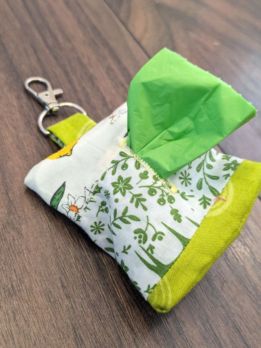 Spring greens poo bag holder - Fetch & Fettle