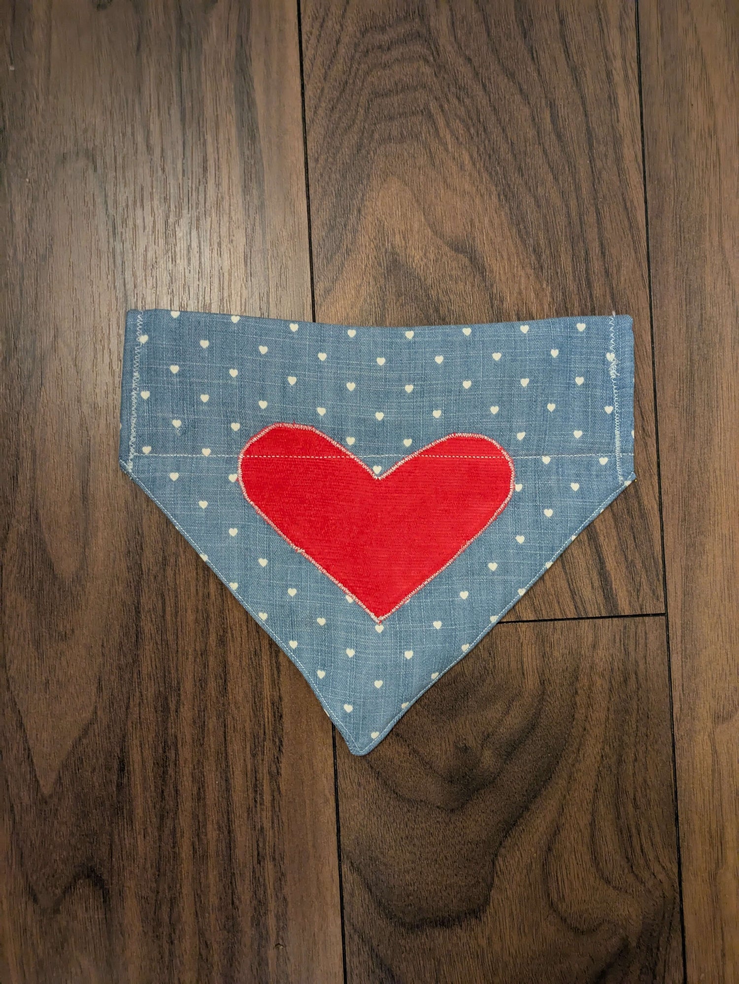 Handmade eco dog bandanas in upcycled fabrics – soft, stylish, and washable in the UK