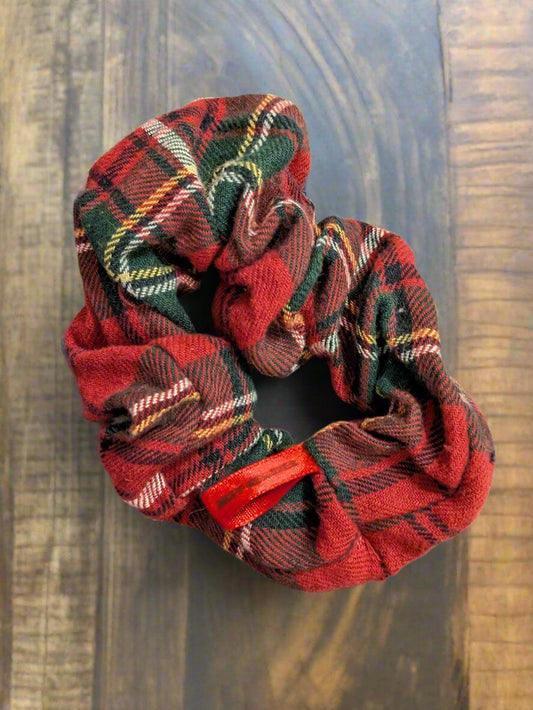 Scrunchie Red Plaid - Fetch & Fettle