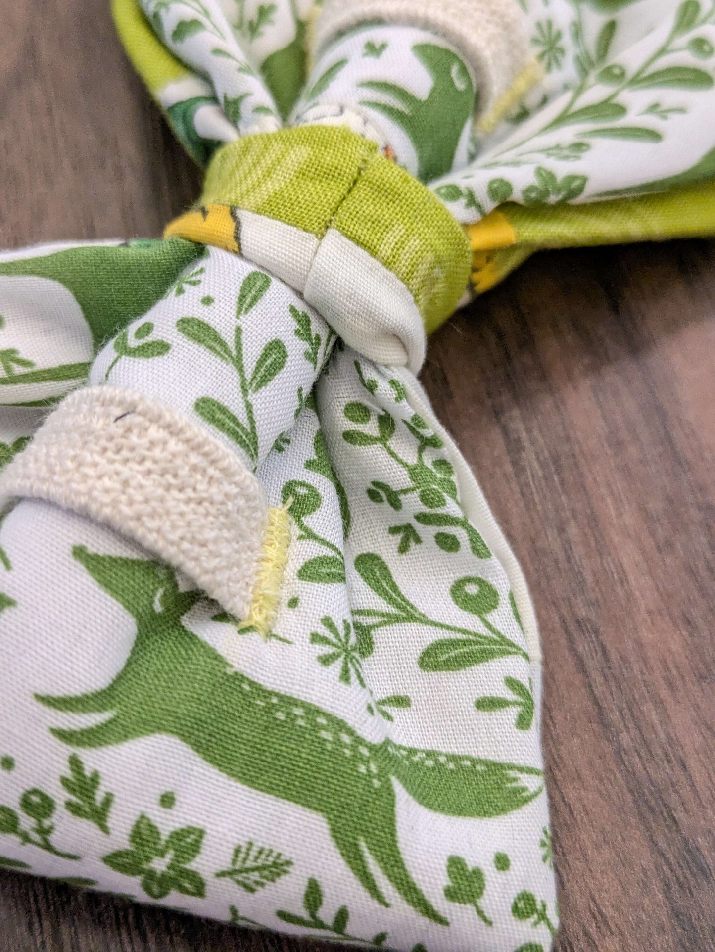 Spring greens dog bow - M