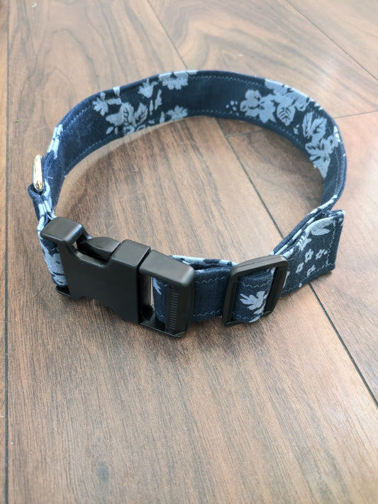 Rose denim - upcycled dog collar (large)